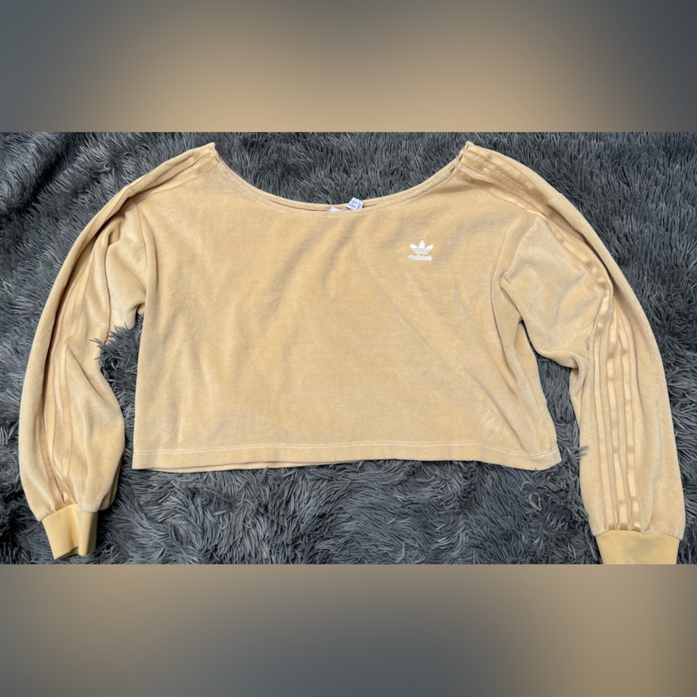 Adidas long sleeve crop top size medium